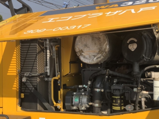 ขายรถตักล้อยาง KOMATSU WA320-6 ปี 2013 นำเข้าเองจากญี่ปุ่น สภาพสวยพร้อมใช้ มีVDOการทำงานครับ