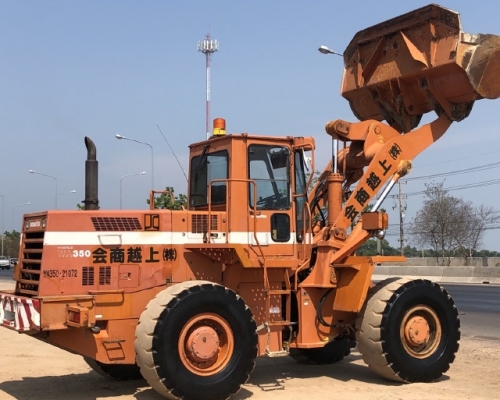 ขายรถตักล้อยาง KOMATSU WA350-1 นำเข้าเองจากญี่ปุ่น สภาพสวยพร้อมใช้ มีVDOการทำงานครับ