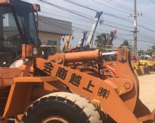 ขายรถตักล้อยาง KOMATSU WA350-1 นำเข้าเองจากญี่ปุ่น สภาพสวยพร้อมใช้ มีVDOการทำงานครับ