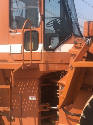 ขายรถตักล้อยาง KOMATSU WA350-1 นำเข้าเองจากญี่ปุ่น สภาพสวยพร้อมใช้ มีVDOการทำงานครับ