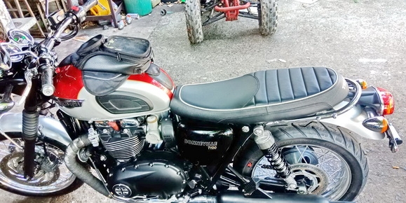 ขาย triumph Bonneville T120