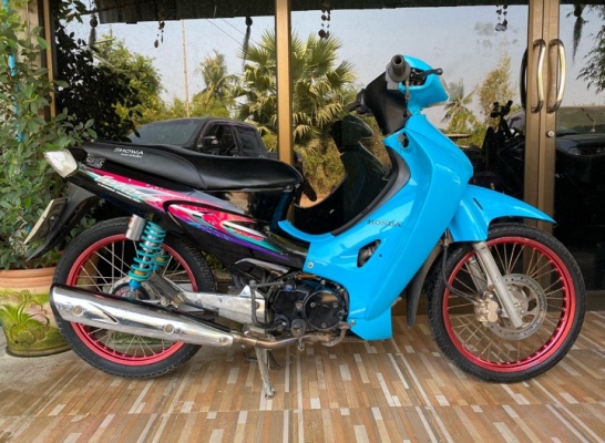 ขาย Wave125 แต่งสวยๆพร้อมซิ่ง ทะเบียนพร้อมโอน ภาษี61 ขายถูกๆ