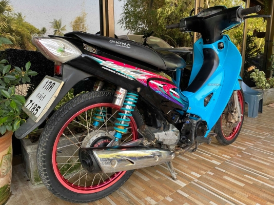 ขาย Wave125 แต่งสวยๆพร้อมซิ่ง ทะเบียนพร้อมโอน ภาษี61 ขายถูกๆ