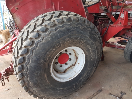 ล้อรถไถ18.4-16