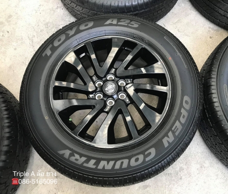 แม็กป้ายแดง Nissan Navara Caliber NP300 Black Edition ขอบ 18 พร้อมยางใหม่ป้ายแดง 255-60-18 Toyo ปลายปี 19 สวยกริ๊บ แม็กป้ายแดง Nissan Navara Caliber NP300 Black Edition ขอบ 18 พร้อมยางใหม่ป้ายแดง 255-60-18 Toyo ปลายปี 19 สวยกริ๊บ