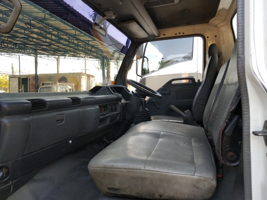 6 ล้อกลาง EURO2 ISUZU NQR 150 แรงม้า * ยาว 5.50 ม.* ปี2549 นะคะ ราคา395000บาทนะคะรถสวยเดิม+สภาพพร้อม