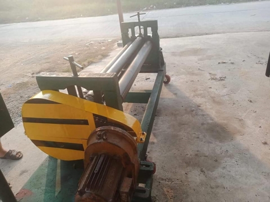 ขายเครื่องม้วนเหล็กยาว5.5ฟุตม้วนหน้ากว้าง1.7เมตรได้8มิล