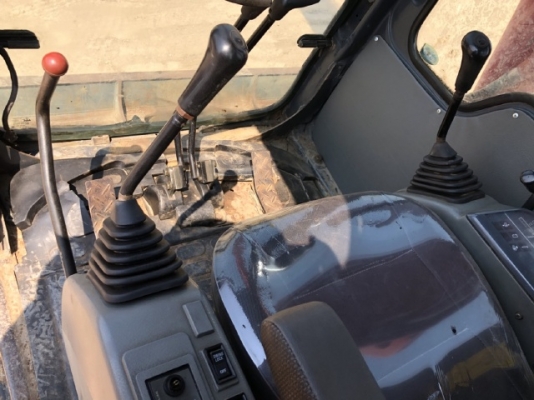 ขายรถขุด KOMATSU PC70-7 อาร์มยาวพิเศษ ลายหัวกระแทก นำเข้าเองจากญี่ปุ่น สภาพสวยพร้อมใช้ มีVDOการทำงาน