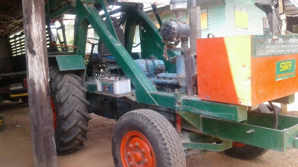 รถคีบอ้อย รถคีบอ้อย