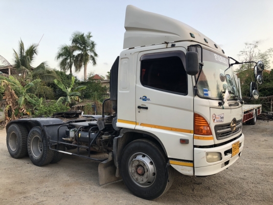 Hino mega 260 แรง ปี 47 สิบล้อหัวลาก รถสวยเดิมๆ พร้อมใช้งาน