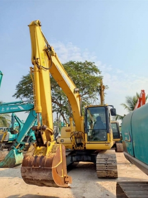 ขายKOMATSU PC120-8 เก่านอกแท้  สภาพสวย เดิมๆๆแทรค70  พร้อมใช้  โทร 089-3818694 จ๊อย