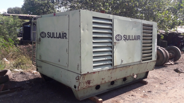 ขายปั้มลม SULLAIR รุ่น 900 ลม 13 บาร์ 900 cfm 150PSI เครื่อง CAT 3306T ปั้มลมสกรูสภาพสวย นำเข้าจากญี