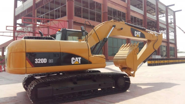 ขายรถขุดขนาด 20 ตัน CATERPILLAR,320D GC