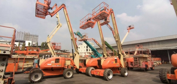 รถยกกระเช้าสูง 18.424 M. ยี่ห้อ JLG