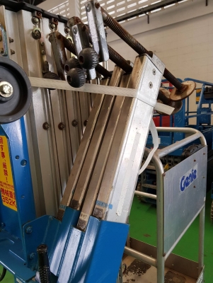 มาใหม่ กระเช้าลิฟท์ไฟฟ้า Genie : AWP-30S ยกสูง9เมตร เก่าญี่ปุ่น ระบบสมบูรณ์มาก มาใหม่ กระเช้าลิฟท์ไฟฟ้า Genie : AWP-30S ยกสูง9เมตร เก่าญี่ปุ่น ระบบสมบูรณ์มาก