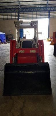 รถตักเอนกประสงค์ TCM BOBCAT 605 เครื่องยนต์คูโบต้า 4 สูบ ระบบขับเคลื่อน 4 ล้อ นำเข้าจากญี่ปุ่น อายุก
