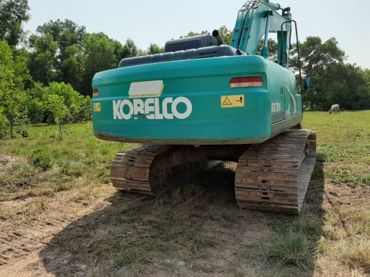ขายรถแบคโฮ kobelco  sk200-8 super xm