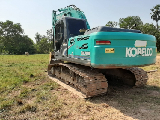 ขายรถแบคโฮ kobelco  sk200-8 super xm