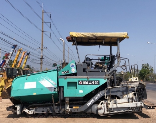 ขายรถปูยาง VOGELE SUPER1600-1 (ขนาด 8 เมตร) ปี 2005 นำเข้าเองจากญี่ปุ่น สภาพสวยพร้อมใช้งาน มีVDOการทำงานครับ