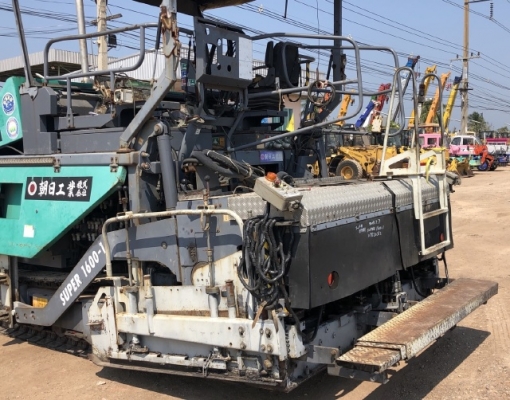 ขายรถปูยาง VOGELE SUPER1600-1 (ขนาด 8 เมตร) ปี 2005 นำเข้าเองจากญี่ปุ่น สภาพสวยพร้อมใช้งาน มีVDOการทำงานครับ