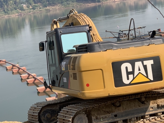 รถแบคโฮ  CAT รุ่น 320D2 8,100 ชั่วโมง เอกสารรถชุดแจ้งจำหน่าย