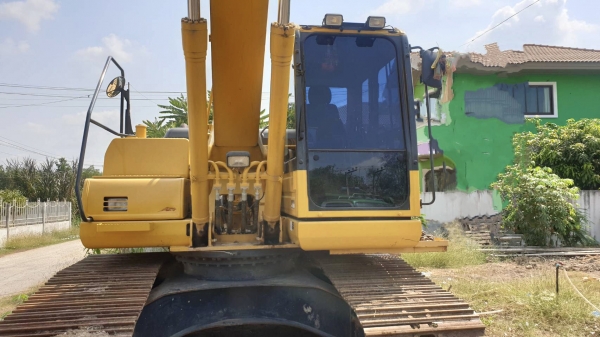 2,900,000&rdquo;เเบคโฮ KOMATSU Pc200-8Mo สวยพร้อมใช้