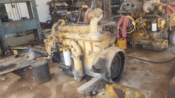 ยกลงจาก CAT-966 รถตัก สนใจทักลายมาครับ มีวีดีโอ ขายไม่แพงครับ