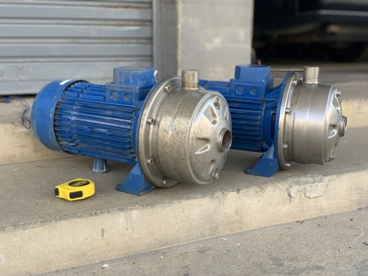 ( เหลือ 1ตัวครับ )ขายปั๊มน้ำหอยโข่งหัวสแตนเลสใบพัด 2ชั้น Ebara 4HP. 380V made in Italy รุ่นแรงดันสูง หายาก สภาพสวยเดิมๆ หมุนนิ่ม พร้อมใช้งาน มี 2ตัวครับ ราคาตัวละ 11,500 บาท