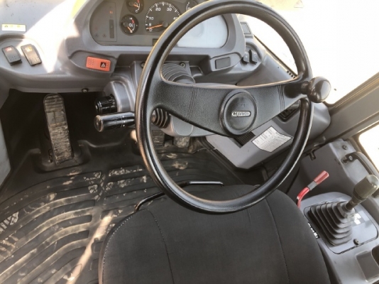 ขายรถตักล้อยาง KOMATSU WA100-5 แขนยาวพิเศษ นำเข้าเองจากญี่ปุ่น สภาพสวยพร้อมใช้งาน มีVDOการทำงานครับ