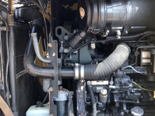 ขายรถตักล้อยาง KOMATSU WA100-5 แขนยาวพิเศษ นำเข้าเองจากญี่ปุ่น สภาพสวยพร้อมใช้งาน มีVDOการทำงานครับ