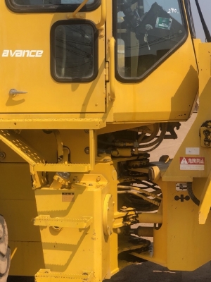 ขายรถตักล้อยาง KOMATSU WA150-1 นำเข้าเองจากญี่ปุ่น สภาพสวยพร้อมใช้ มีVDOการทำงานครับ