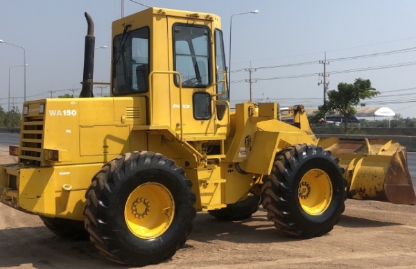 ขายรถตักล้อยาง KOMATSU WA150-1 นำเข้าเองจากญี่ปุ่น สภาพสวยพร้อมใช้ มีVDOการทำงานครับ