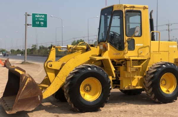 ขายรถตักล้อยาง KOMATSU WA150-1 นำเข้าเองจากญี่ปุ่น สภาพสวยพร้อมใช้ มีVDOการทำงานครับ
