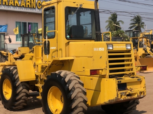 ขายรถตักล้อยาง KOMATSU WA150-1 นำเข้าเองจากญี่ปุ่น สภาพสวยพร้อมใช้ มีVDOการทำงานครับ