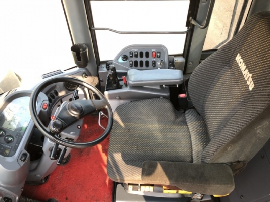 ขายรถตักล้อยาง KOMATSU WA380-6 ปี 2012 รถนอกนำเข้าเองจากญี่ปุ่น สภาพสวยพร้อมใช้ มีVDOการทำงานครับ