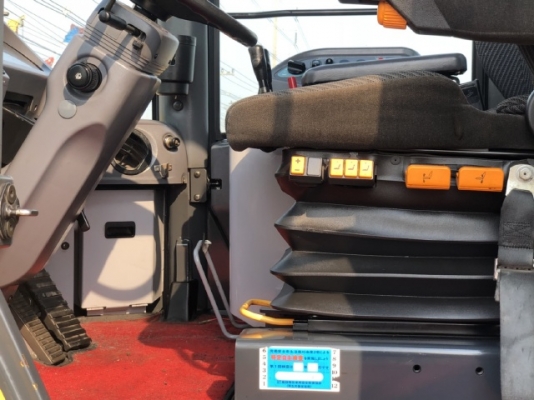 ขายรถตักล้อยาง KOMATSU WA380-6 ปี 2012 รถนอกนำเข้าเองจากญี่ปุ่น สภาพสวยพร้อมใช้ มีVDOการทำงานครับ