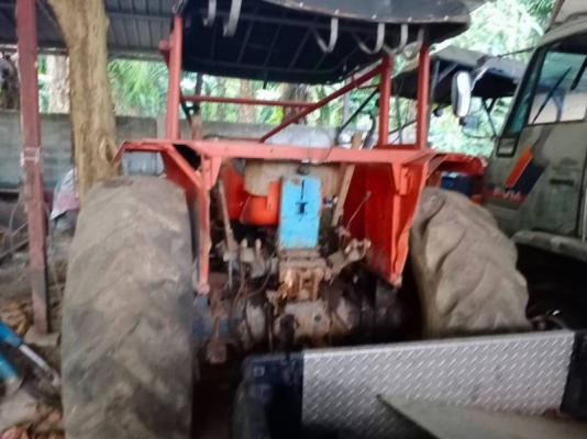 ขายเหมา2คัน 250,000 KUBOTA M8030 ถ้าแยกคันเดียว125,000 ขายตามสภาพ ขายเหมา2คัน 250,000 KUBOTA M8030 ถ้าแยกคันเดียว125,000 ขายตามสภาพ