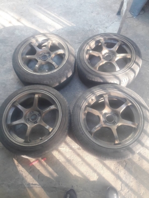 ขายล้อแม็ก 4รู100 ADVAN Racing RG2 พร้อมยาง205 45 17 และ 215 45 17อย่างละคู่ อยู่ท่าน้ำนนทบุรี ทั้งหมดนี้5,500บาท
