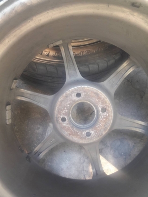 ขายล้อแม็ก 4รู100 ADVAN Racing RG2 พร้อมยาง205 45 17 และ 215 45 17อย่างละคู่ อยู่ท่าน้ำนนทบุรี ทั้งหมดนี้5,500บาท