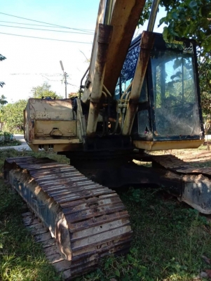 KOMATSU PC200-3 ขายตามสภาพ KOMATSU PC200-3 ขายตามสภาพ