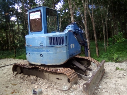 KOMATSU PC50UU เครื่องเดียวกับPC60-5 สภาพสวย KOMATSU PC50UU เครื่องเดียวกับPC60-5 สภาพสวย