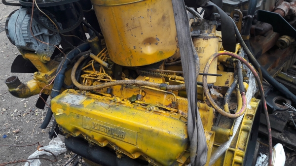 ขายเครื่อง+ปั้ม CAT 3208 (V8) เก่านอกนำเข้า โทร 084-5424150