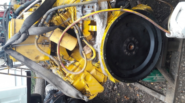 ขายเครื่อง+ปั้ม CAT 3208 (V8) เก่านอกนำเข้า โทร 084-5424150 ขายเครื่อง+ปั้ม CAT 3208 (V8) เก่านอกนำเข้า โทร 084-5424150