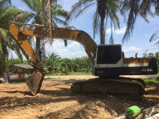 KOMATSU PC200-5 ระบบไฟเต็ม เอกสารอินวอย คอลโทรลสั้น สภาพสวย