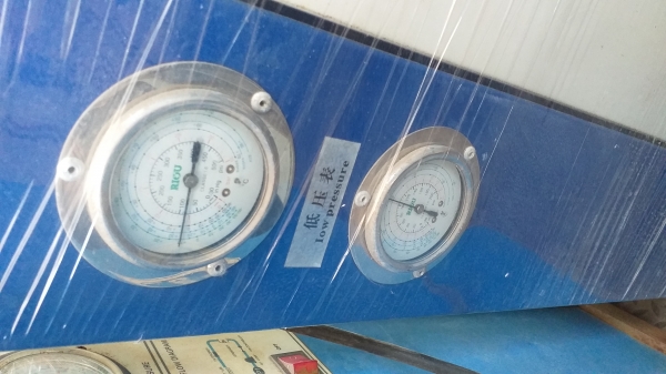 chiller 3 tons เครื่องทำน้ำเย็น งานเป่าขวด สภาพงามๆ ราคาถูกๆ