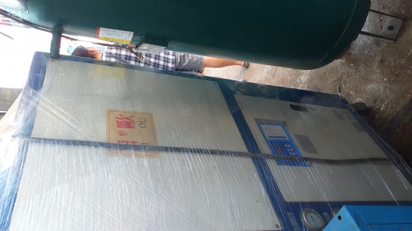 chiller 3 tons เครื่องทำน้ำเย็น งานเป่าขวด สภาพงามๆ ราคาถูกๆ