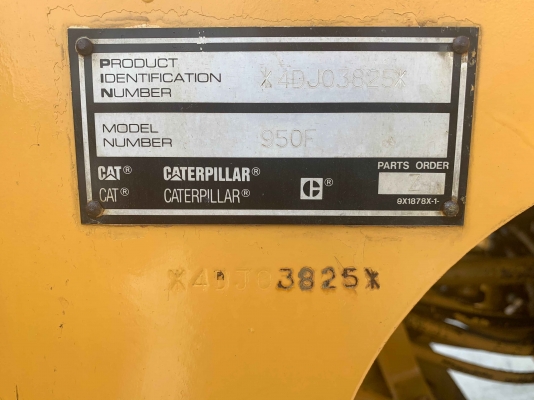 CAT 950F2 Very good condition from JAPAN