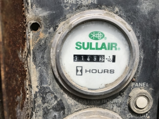 ขายตัด ล้างสต็อก ปั้มลม SULLAIR รุ่น 1300H (1300 cfm, 12 Bar)