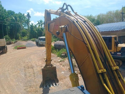 KOBELCO SK200-3 ใส่เครื่องของรุ่นมาคร์ซิก สภาพสวย