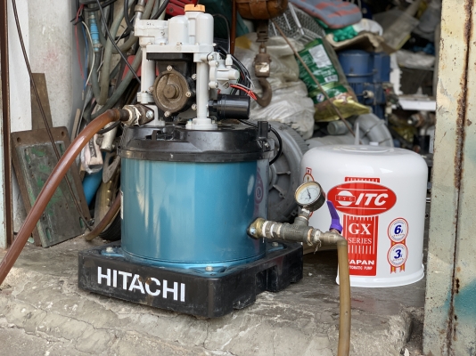 ขายปั๊มน้ำอัตโนมัติ Hitachi 300W 220V ไฟบ้าน สภาพสวยใหม่มาก เปิดฝาครอบของใหม่ใส่ให้ครับ ตรวจเช็คแรงดันเรียบร้อย ไม่มีรั่วซึม พร้อมใช้งาน ขายปั๊มน้ำอัตโนมัติ Hitachi 300W 220V ไฟบ้าน สภาพสวยใหม่มาก เปิดฝาครอบของใหม่ใส่ให้ครับ ตรวจเช็คแรงดันเรียบร้อย ไม่มีรั่วซึม พร้อมใช้งาน